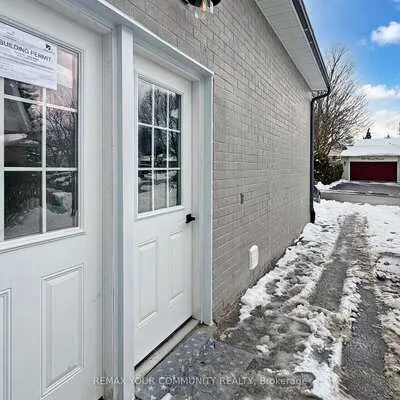 264, Currey, Central Newmarket, Newmarket