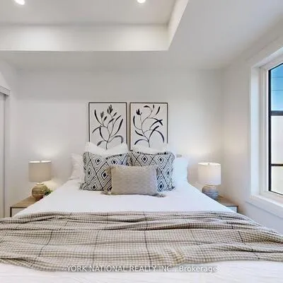 49, Charles, Central Newmarket, Newmarket