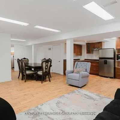 601, Mcbean, Stonehaven-Wyndham, Newmarket