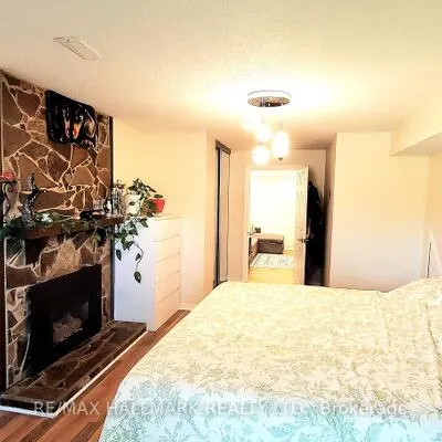 928, Wayne, Huron Heights-Leslie Valley, Newmarket