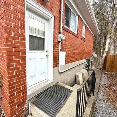 73,&nbsp;Boothbay, Central Newmarket, Newmarket