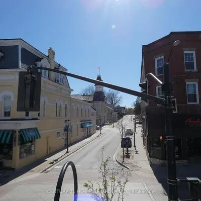 201,&nbsp;Main, Central Newmarket, Newmarket