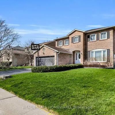 784,&nbsp;Hill, Huron Heights-Leslie Valley, Newmarket