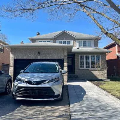 824,&nbsp;College Manor, Gorham-College Manor, Newmarket