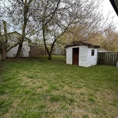 75,&nbsp;Newbury, Huron Heights-Leslie Valley, Newmarket