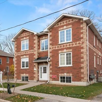 443,&nbsp;Timothy, Central Newmarket, Newmarket
