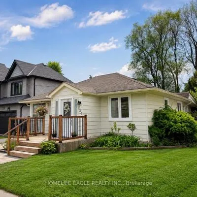 254,&nbsp;Andrew, Central Newmarket, Newmarket