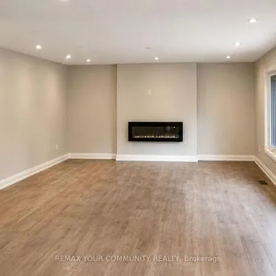 77,&nbsp;Beswick, Central Newmarket, Newmarket