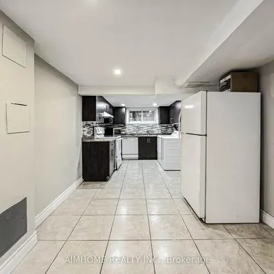 57,&nbsp;Gladman, Central Newmarket, Newmarket