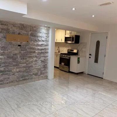 366,&nbsp;Waratah, Huron Heights-Leslie Valley, Newmarket