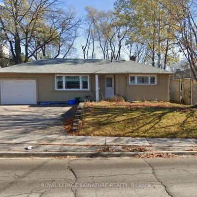 43,&nbsp;Parkside, Central Newmarket, Newmarket
