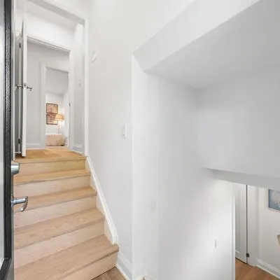 247,&nbsp;Kathryn, Central Newmarket, Newmarket