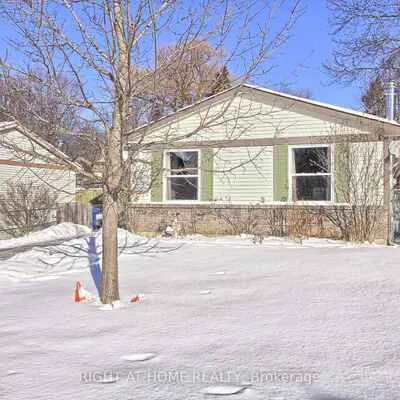 853,&nbsp;Magnolia, Huron Heights-Leslie Valley, Newmarket
