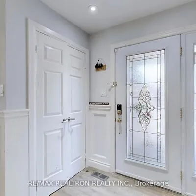 200, Mccaffrey, Glenway Estates, Newmarket