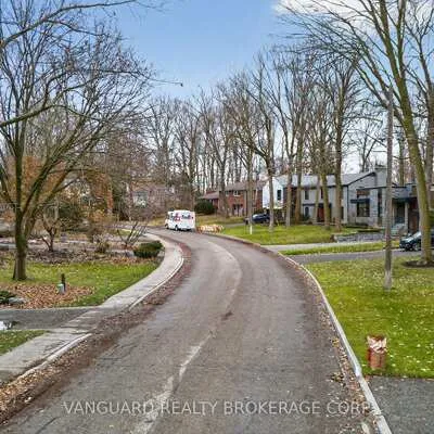 142,&nbsp;Beechwood, Central Newmarket, Newmarket
