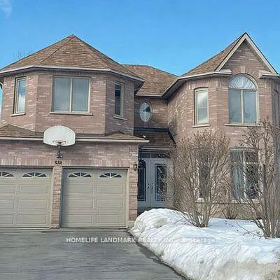 492,&nbsp;Traviss, Huron Heights-Leslie Valley, Newmarket