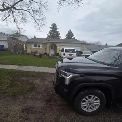 405,&nbsp;Dixon, Central Newmarket, Newmarket