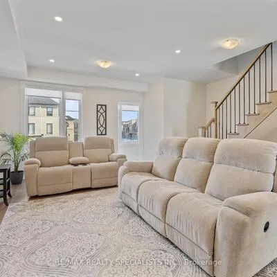 324,&nbsp;Laplante, Summerhill Estates, Newmarket