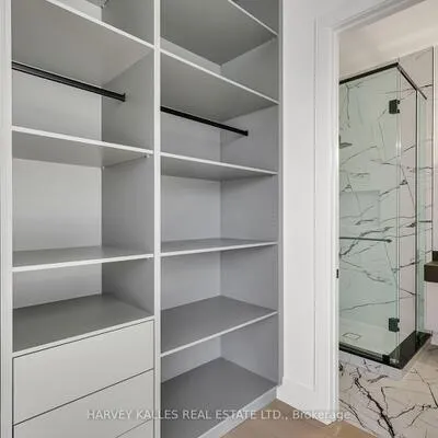 193,&nbsp;Beechwood, Central Newmarket, Newmarket