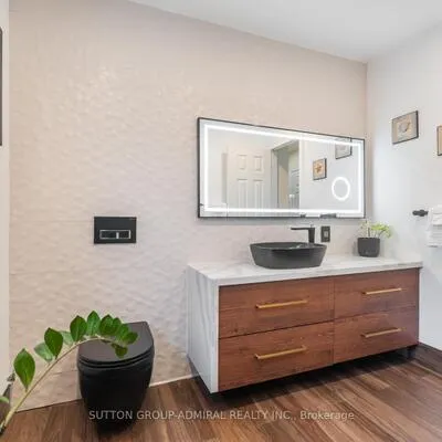 626,&nbsp;College Manor, Gorham-College Manor, Newmarket