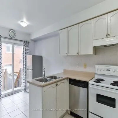 761,&nbsp;Joe Persechini, Summerhill Estates, Newmarket