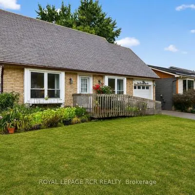 856,&nbsp;Magnolia, Huron Heights-Leslie Valley, Newmarket