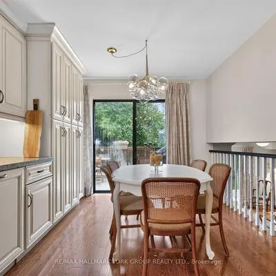263,&nbsp;John Bowser, Glenway Estates, Newmarket