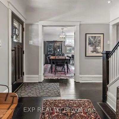 208,&nbsp;Lorne, Central Newmarket, Newmarket