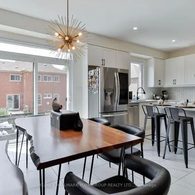 434,&nbsp;Ritas, Summerhill Estates, Newmarket