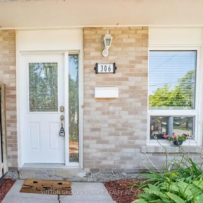 306,&nbsp;OAKWOOD, Huron Heights-Leslie Valley, Newmarket