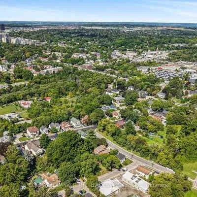190,&nbsp;Charlotte, Gorham-College Manor, Newmarket