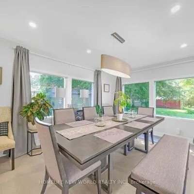 736,&nbsp;Grace, Gorham-College Manor, Newmarket
