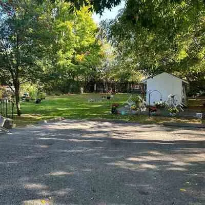 648,&nbsp;Gorham, Gorham-College Manor, Newmarket
