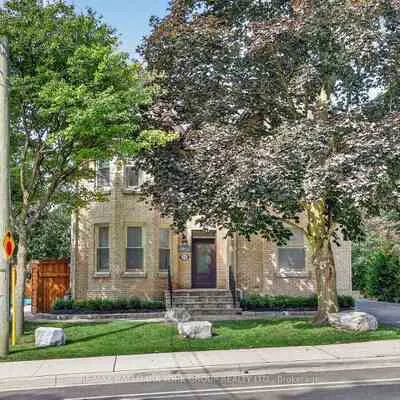 150,&nbsp;Lorne, Central Newmarket, Newmarket