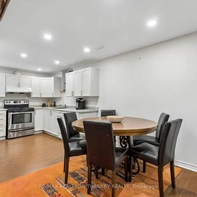263,&nbsp;Chambers, Armitage, Newmarket