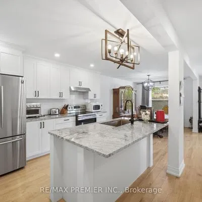 115,&nbsp;William Roe, Central Newmarket, Newmarket