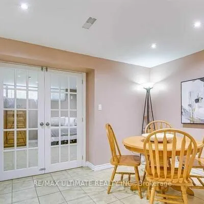 1209, Sixth, 1003 - CP College Park, Oakville