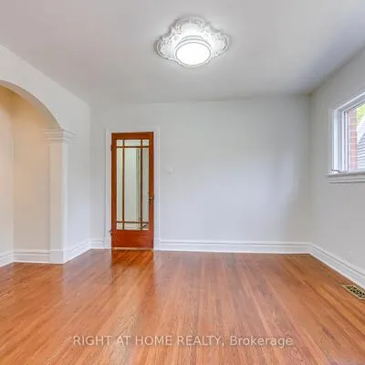 435, Maple, 1013 - OO Old Oakville, Oakville