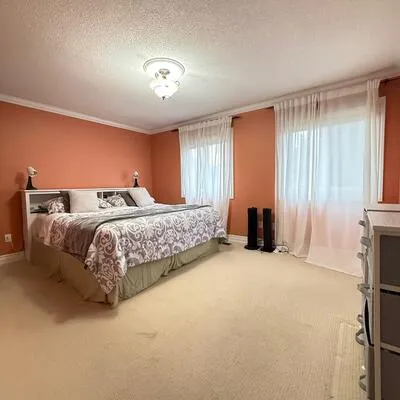 1133, Westview, 1022 - WT West Oak Trails, Oakville