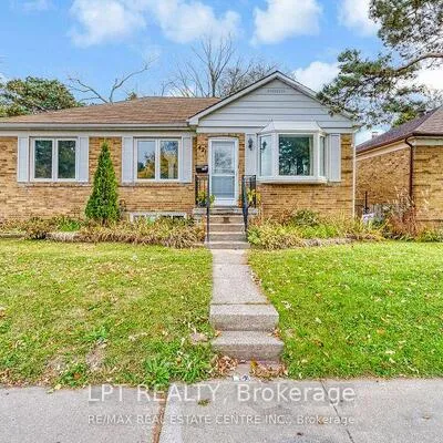421,&nbsp;St Augustine, 1002 - CO Central, Oakville
