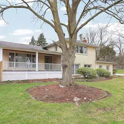 222,&nbsp;Alscot, 1011 - MO Morrison, Oakville
