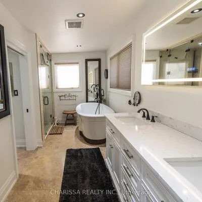60,&nbsp;Belvedere, 1017 - SW Southwest, Oakville