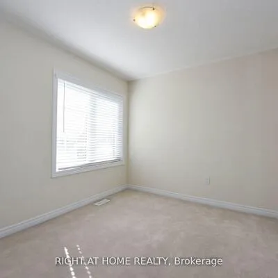 245,&nbsp;Sarah Cline, 1008 - GO Glenorchy, Oakville