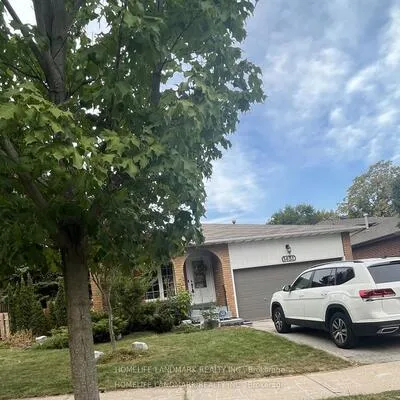 1431,&nbsp;Livingston, 1005 - FA Falgarwood, Oakville