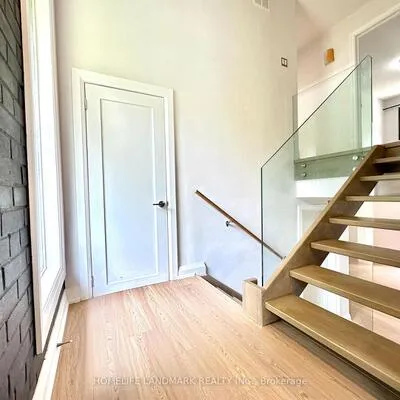 1319,&nbsp;Cumnock, 1011 - MO Morrison, Oakville