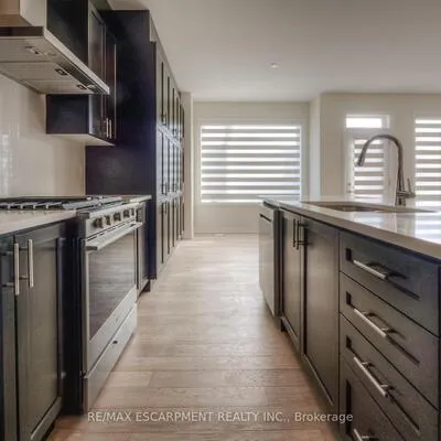 104,&nbsp;Settlers, 1008 - GO Glenorchy, Oakville