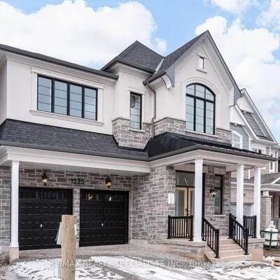 1235,&nbsp;BLACK BEAR, 1010 - JM Joshua Meadows, Oakville