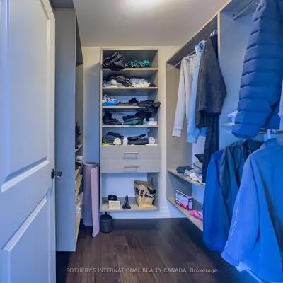 369,&nbsp;Lees, 1020 - WO West, Oakville