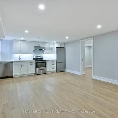 28,&nbsp;Florence, 1002 - CO Central, Oakville