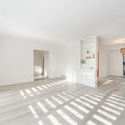 349,&nbsp;WEDGEWOOD, 1011 - MO Morrison, Oakville